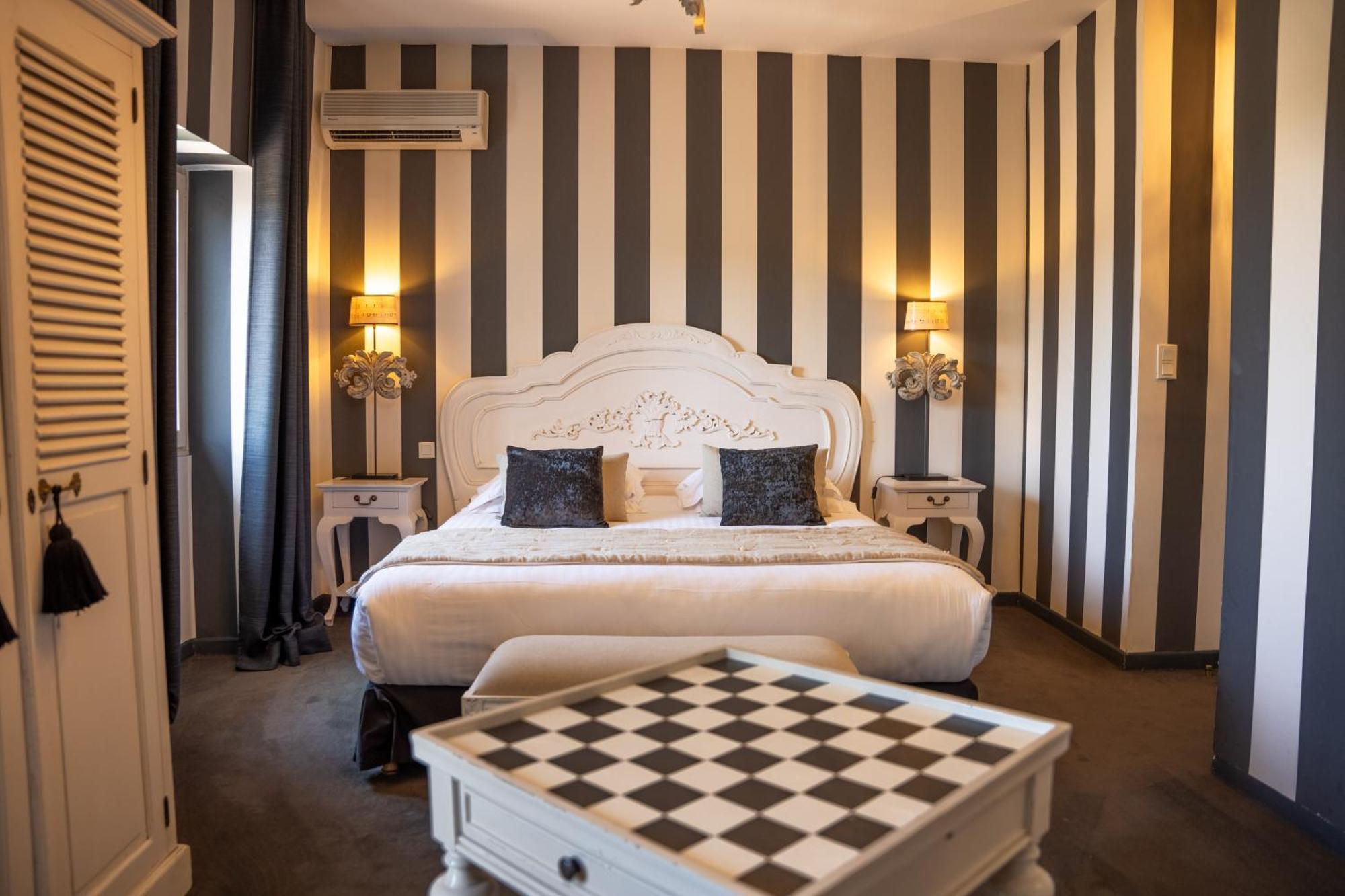 Hotel Gounod แซ็งต์-เรมีย์-เดอ-โพรวองซ์ ภายนอก รูปภาพ