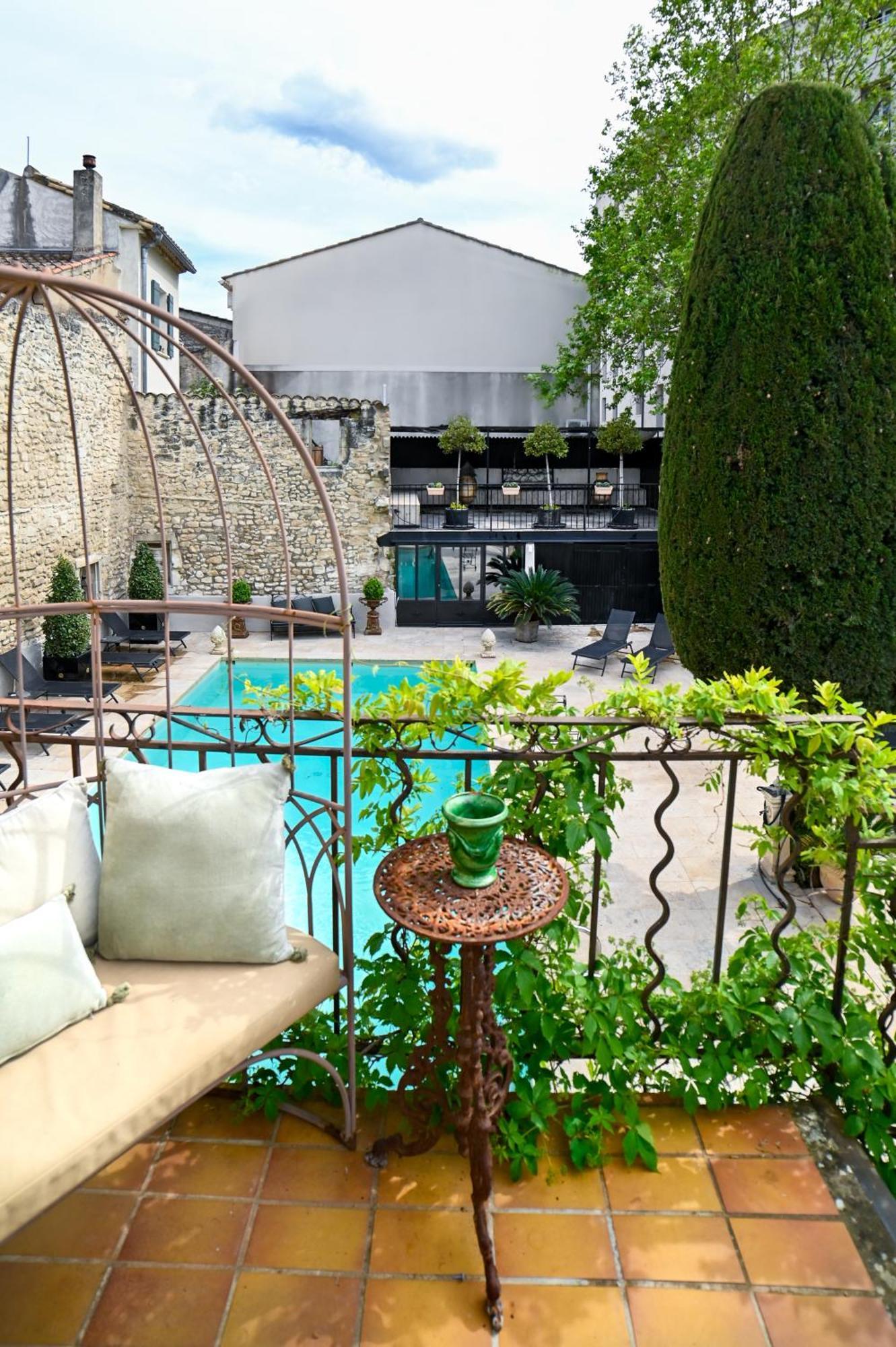 Hotel Gounod แซ็งต์-เรมีย์-เดอ-โพรวองซ์ ภายนอก รูปภาพ