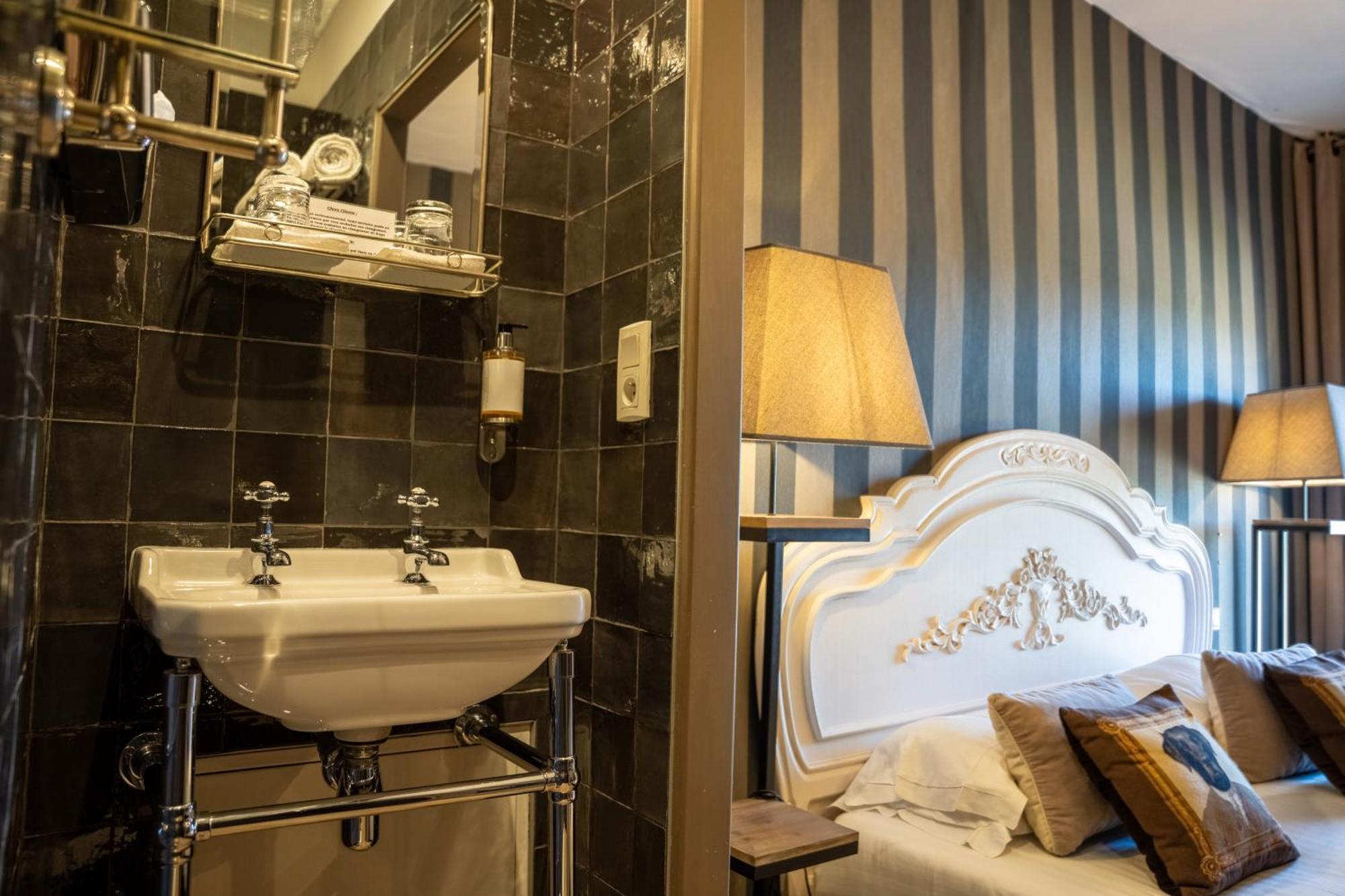 Hotel Gounod แซ็งต์-เรมีย์-เดอ-โพรวองซ์ ภายนอก รูปภาพ