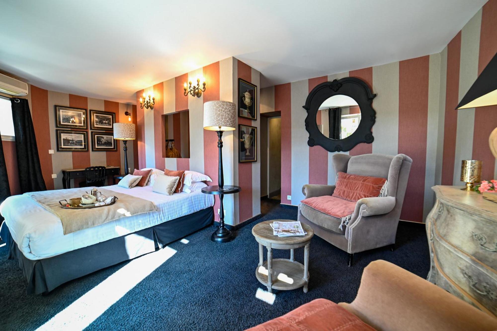 Hotel Gounod แซ็งต์-เรมีย์-เดอ-โพรวองซ์ ภายนอก รูปภาพ