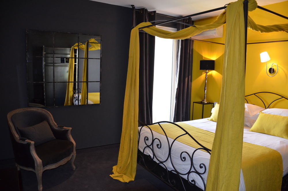 Hotel Gounod แซ็งต์-เรมีย์-เดอ-โพรวองซ์ ภายนอก รูปภาพ