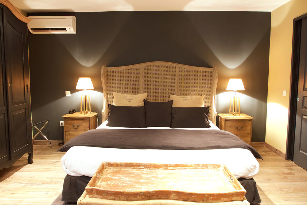 Hotel Gounod แซ็งต์-เรมีย์-เดอ-โพรวองซ์ ภายนอก รูปภาพ